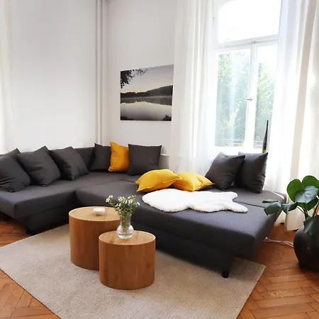 Magnetfels アパート